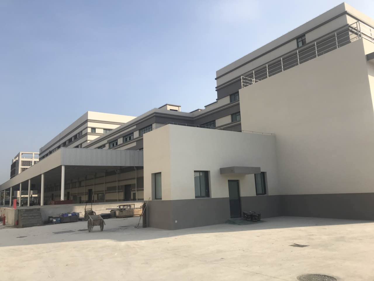 企业工厂外墙如何装饰能显得高端大气